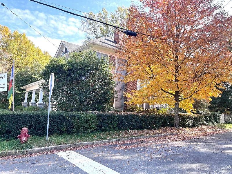We love the fall colors