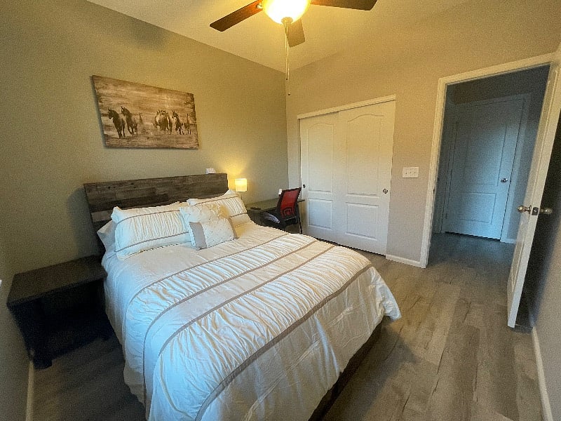 Furnished Finder property 444032_1 photo 12