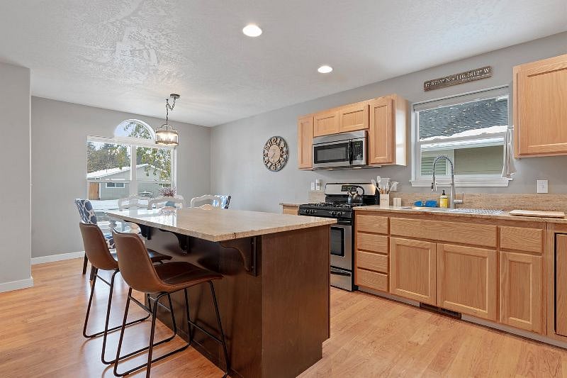 Furnished Finder property 444061_1 photo 9