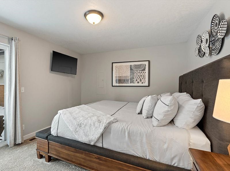 Furnished Finder property 444061_1 photo 13