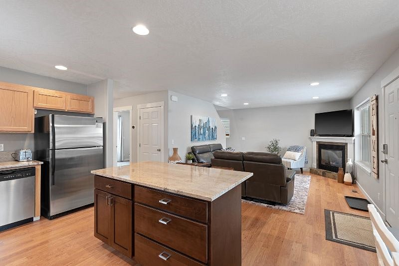 Furnished Finder property 444061_1 photo 11