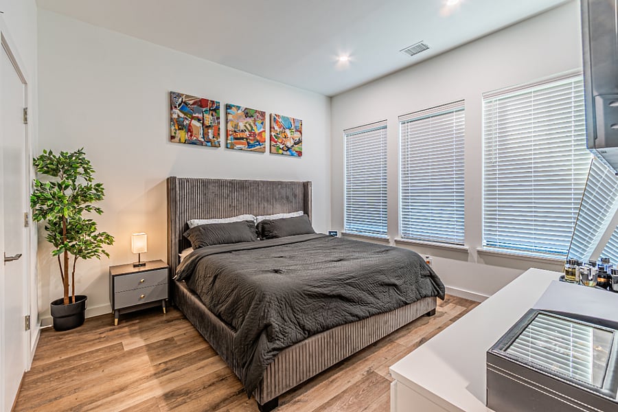 Furnished Finder property 444097_1 photo 4