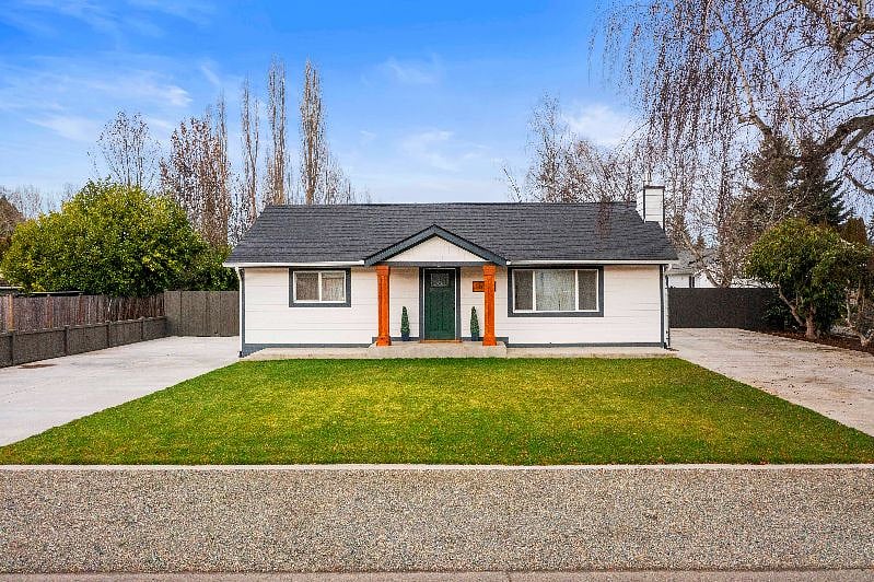 Furnished Finder property 444103_1 photo 22