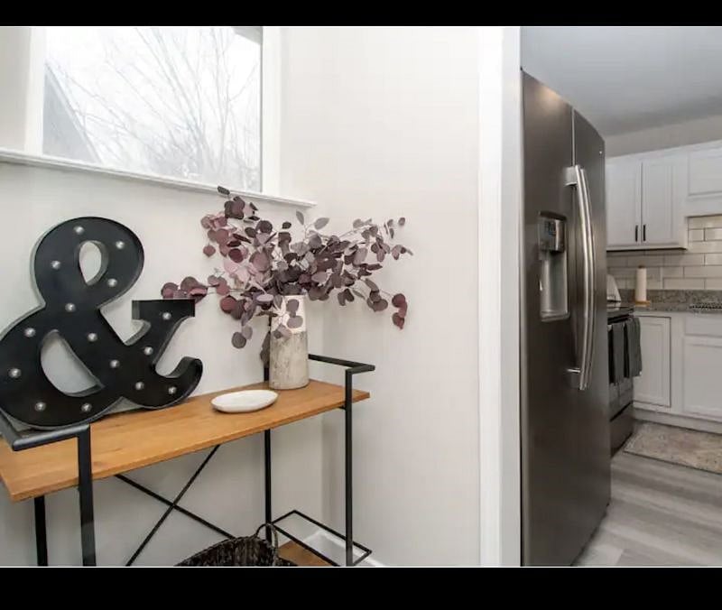 Furnished Finder property 444118_1 photo 9