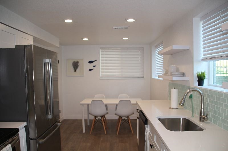 Furnished Finder property 444144_1 photo 8
