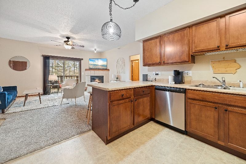 Furnished Finder property 444158_1 photo 8