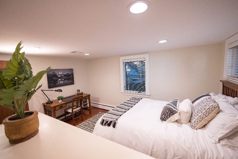 Furnished Finder property 444168_1 photo 8