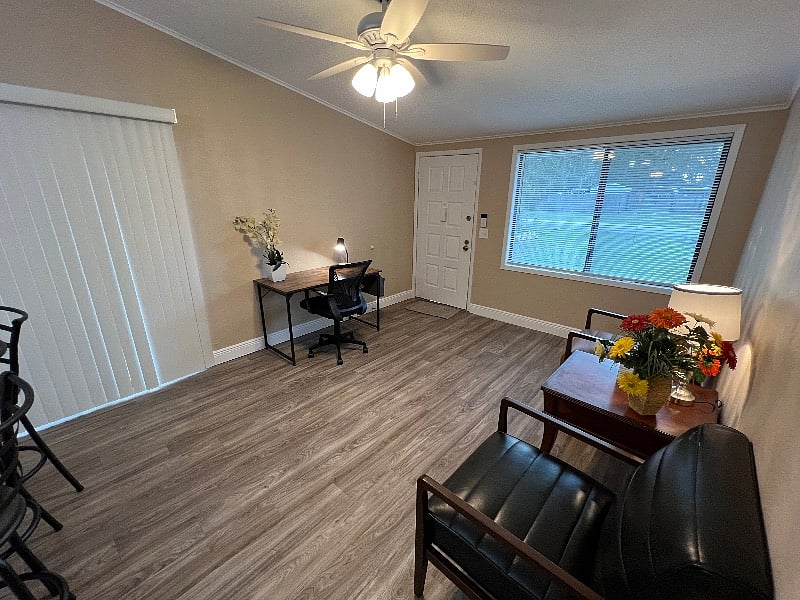 Furnished Finder property 444169_1 photo 12