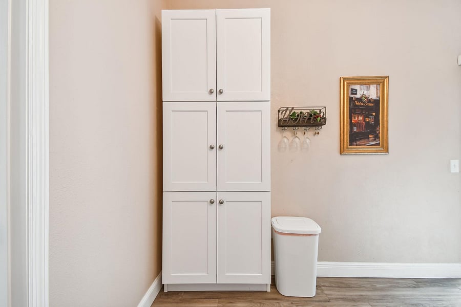 Additional kitchen cabinets