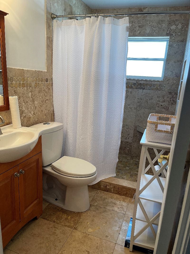 Furnished Finder property 444232_1 photo 6