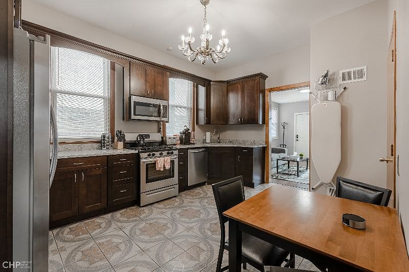 Furnished Finder property 444266_1 photo 9