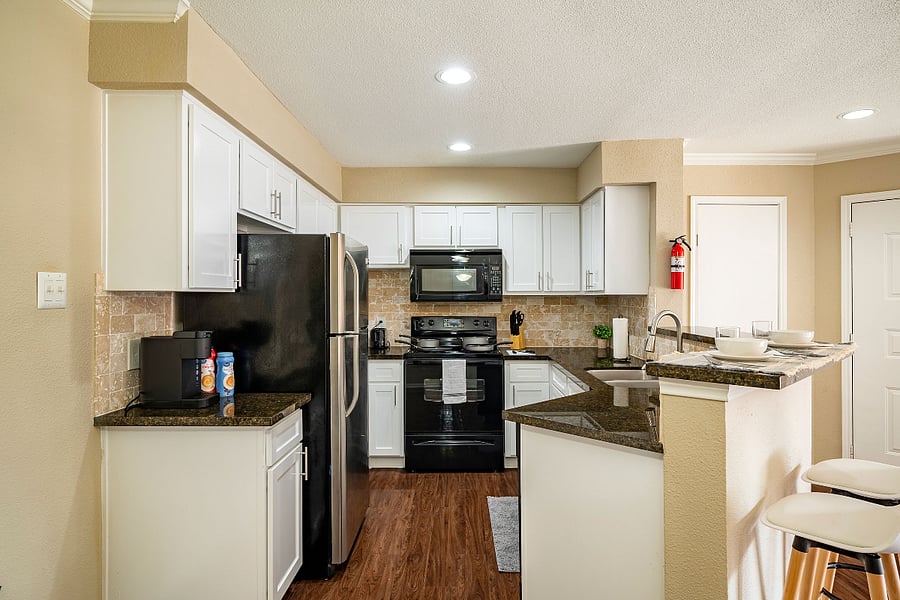 Furnished Finder property 444279_3 photo 10