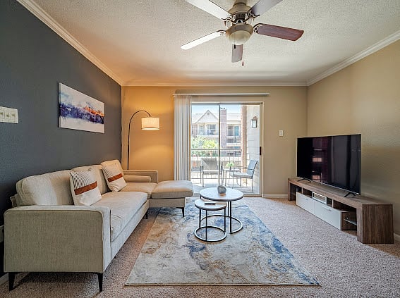 Furnished Finder property 444279_3 photo 4