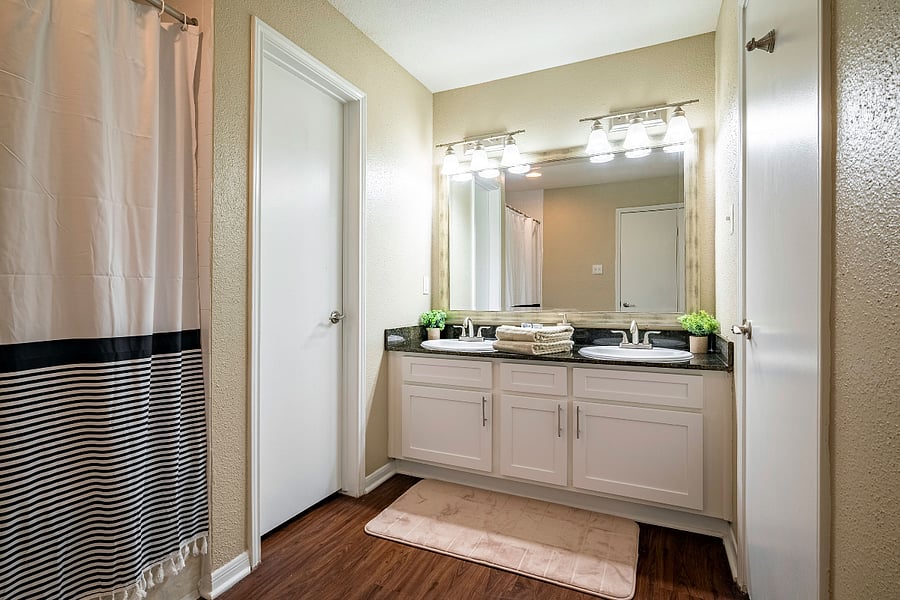 Furnished Finder property 444279_4 photo 15