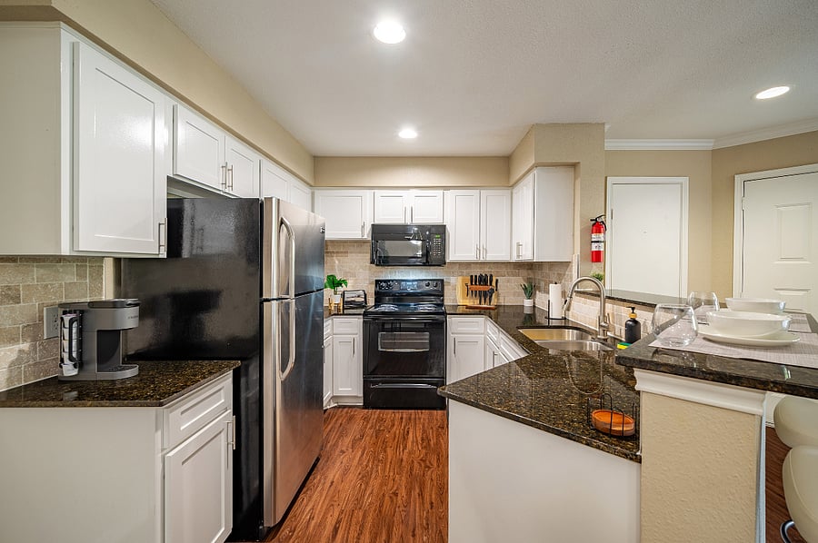 Furnished Finder property 444279_5 photo 10