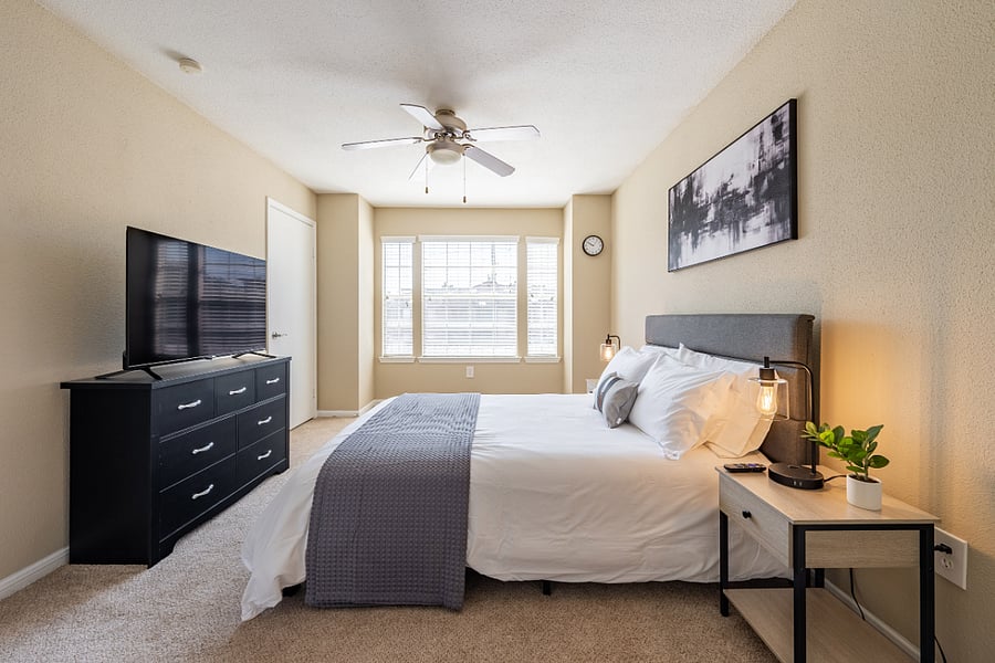 Furnished Finder property 444279_8 photo 15