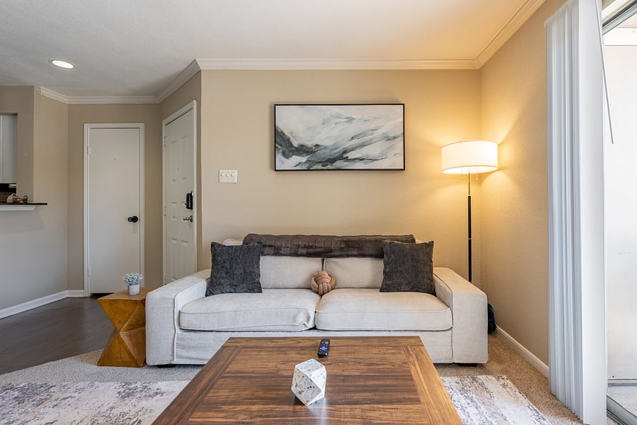 Furnished Finder property 444279_8 photo 2