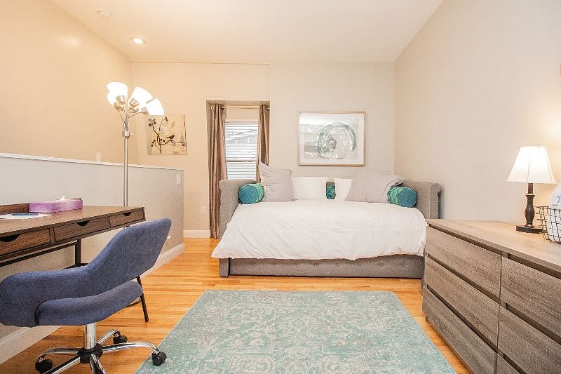 Furnished Finder property 444287_1 photo 8