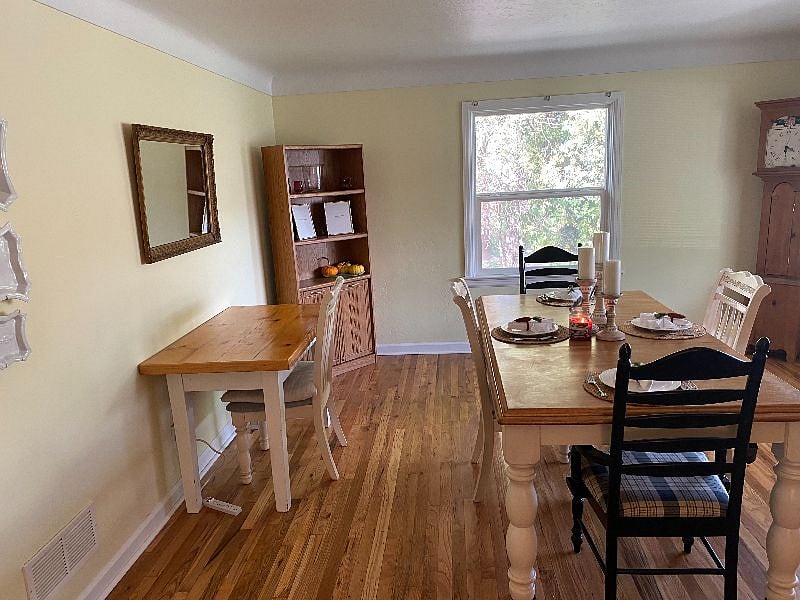 Furnished Finder property 444289_1 photo 12