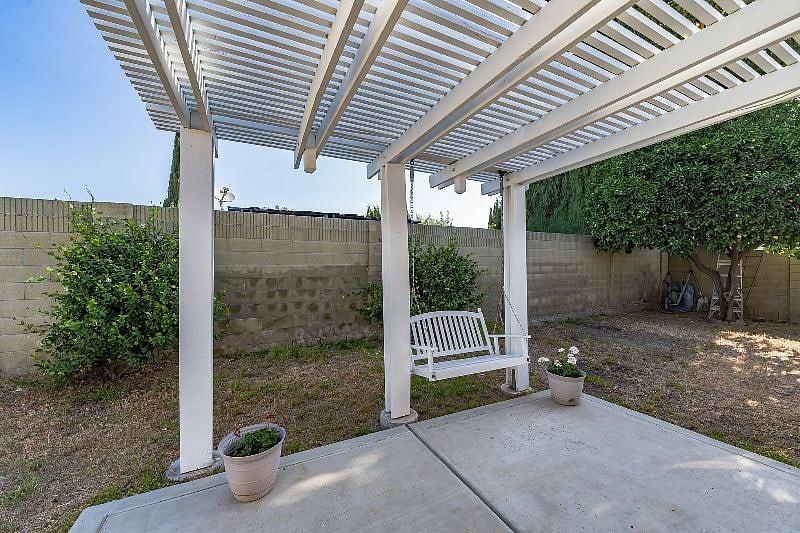Furnished Finder property 444342_1 photo 6