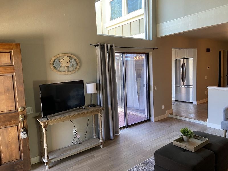 Furnished Finder property 444355_1 photo 5