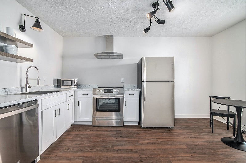 Furnished Finder property 444357_1 photo 9