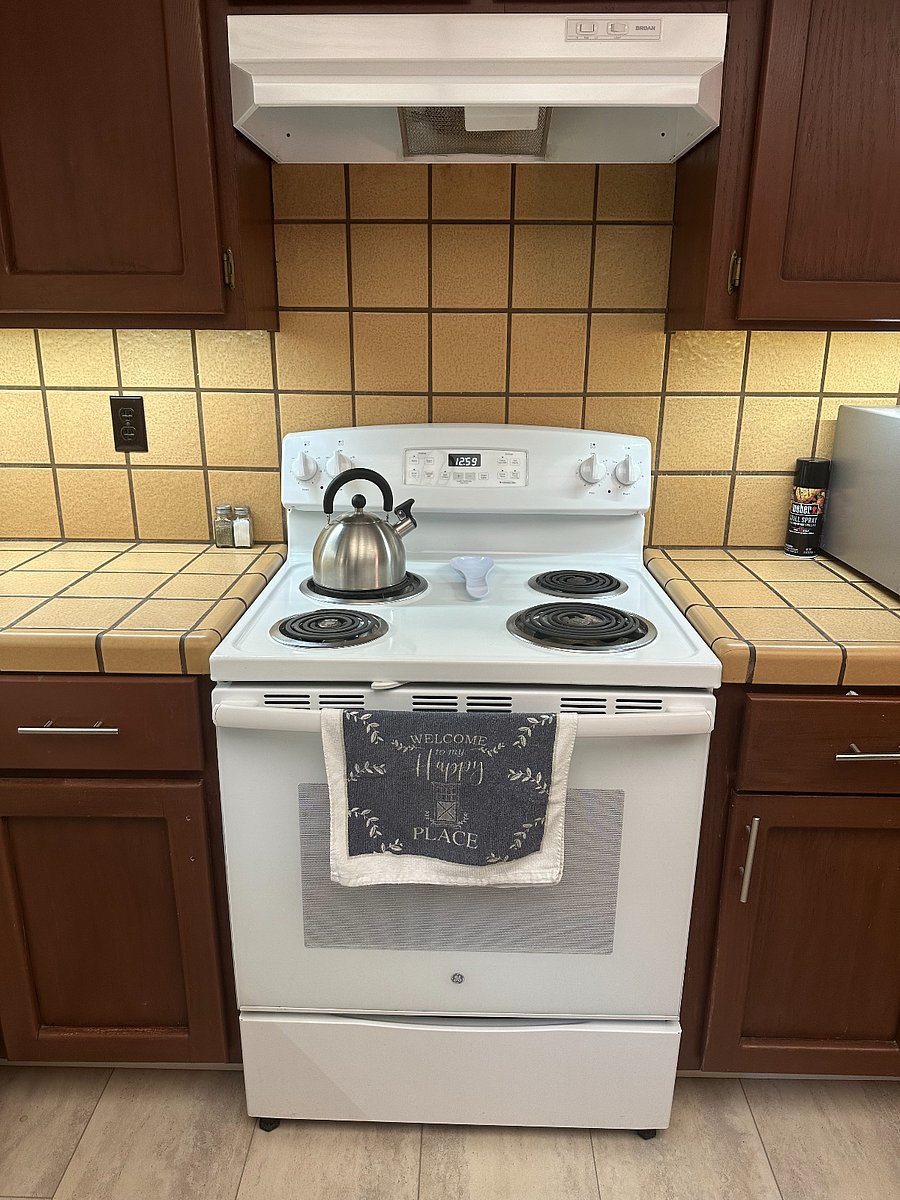 Furnished Finder property 444360_1 photo 22