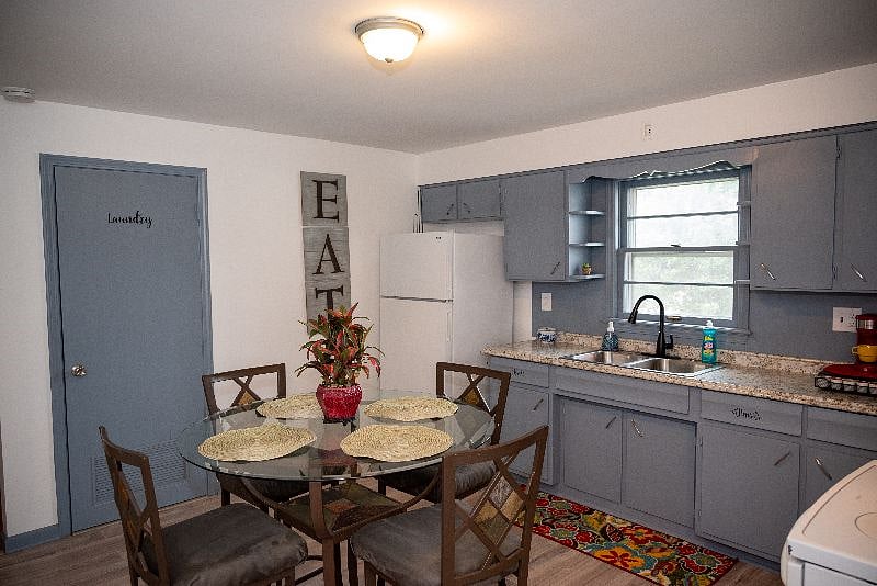 Furnished Finder property 444364_1 photo 26