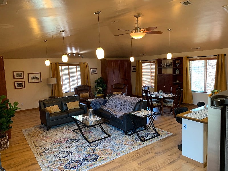 Furnished Finder property 444378_1 photo 2