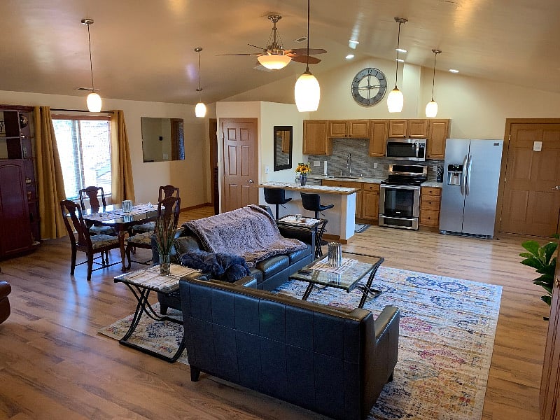 Furnished Finder property 444378_1 photo 1