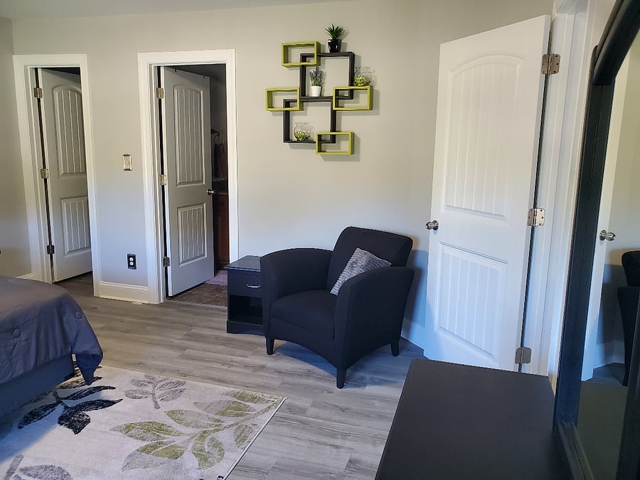 Furnished Finder property 444392_1 photo 30