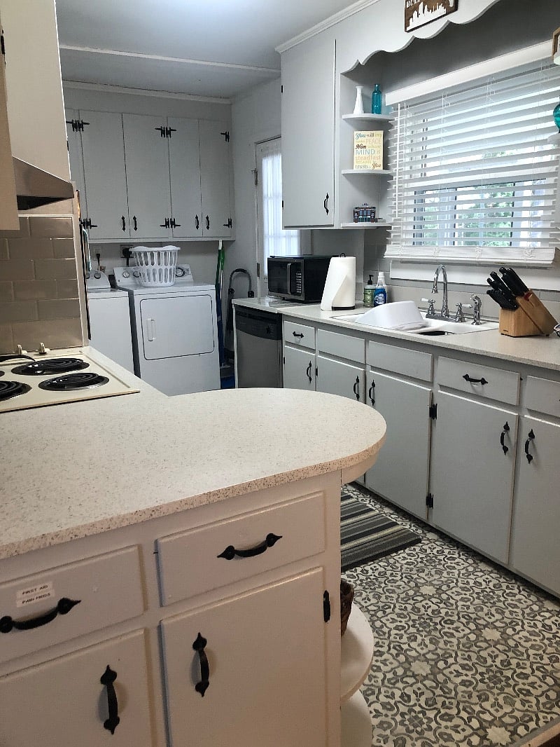 Furnished Finder property 444408_1 photo 8