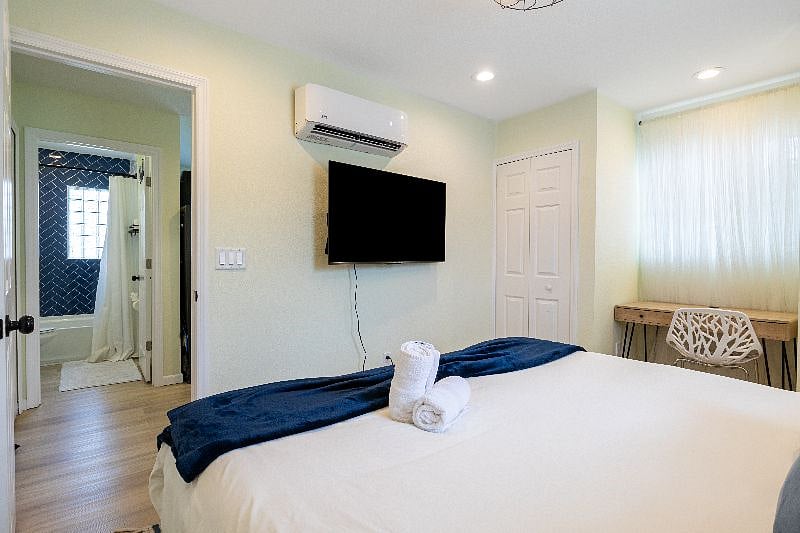 Furnished Finder property 444488_1 photo 16
