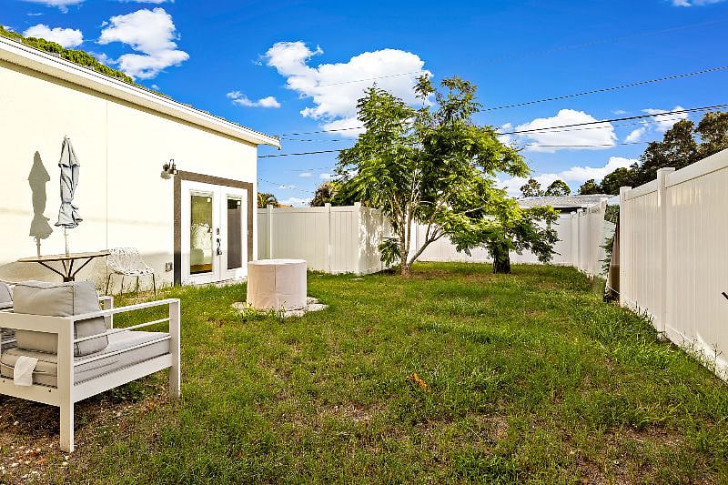 Furnished Finder property 444488_3 photo 21