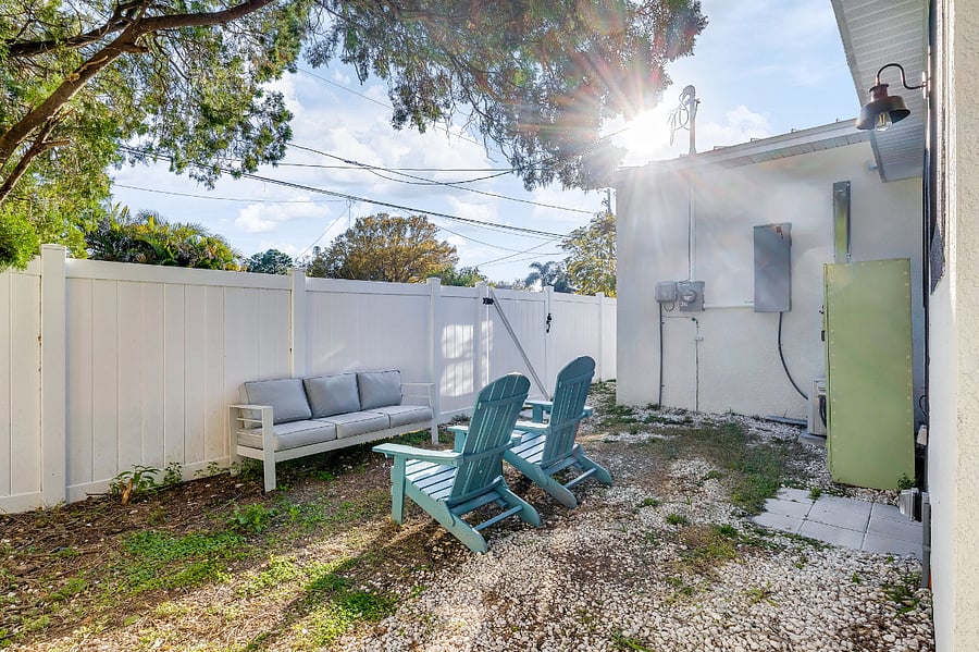 Furnished Finder property 444488_3 photo 24