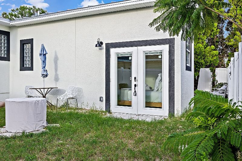Furnished Finder property 444488_4 photo 8