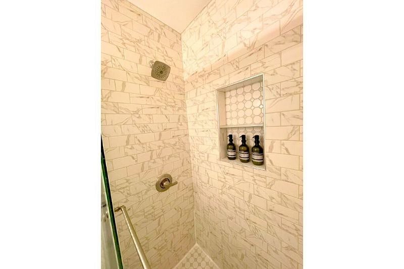 Furnished Finder property 444498_1 photo 16