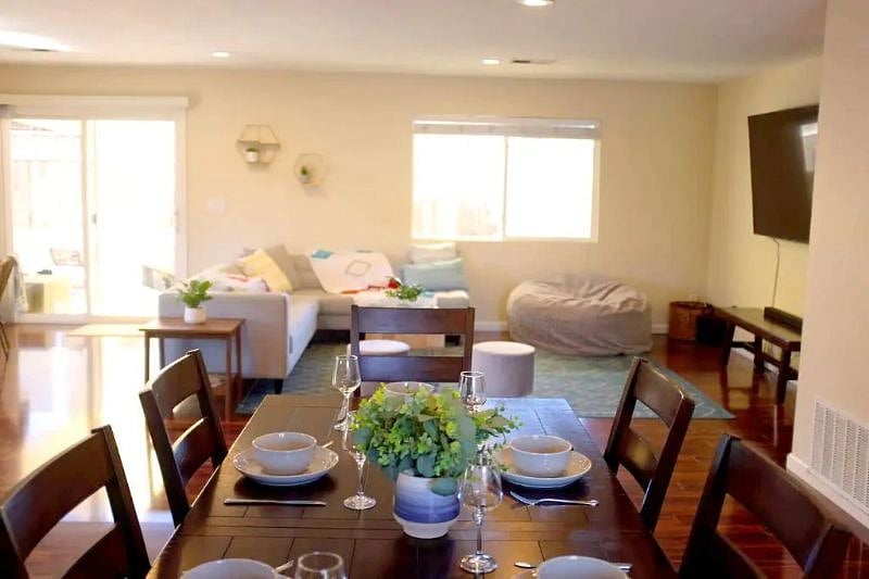 Furnished Finder property 444498_1 photo 3