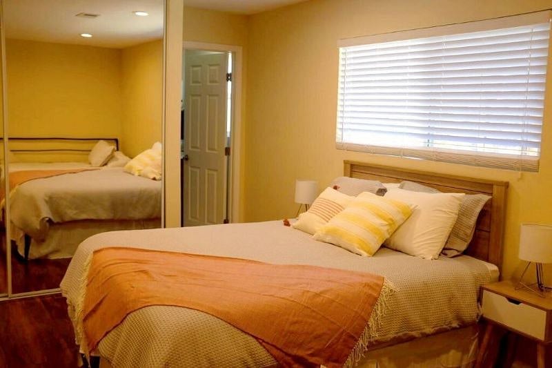Furnished Finder property 444498_1 photo 11