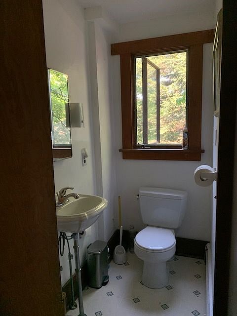 Furnished Finder property 444510_1 photo 8