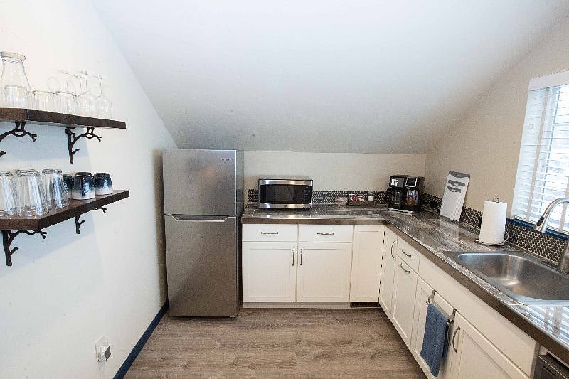 Furnished Finder property 444516_1 photo 6