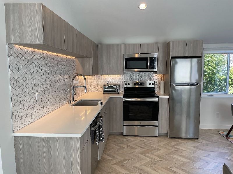 Furnished Finder property 444522_1 photo 4