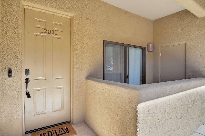 Front Door/ Entrance