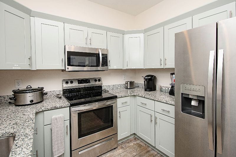 Furnished Finder property 444591_1 photo 11