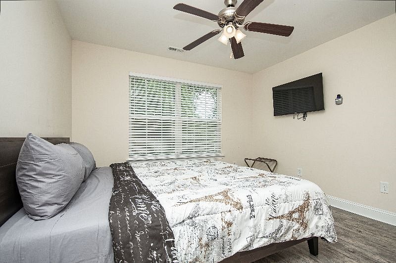 Furnished Finder property 444591_2 photo 30
