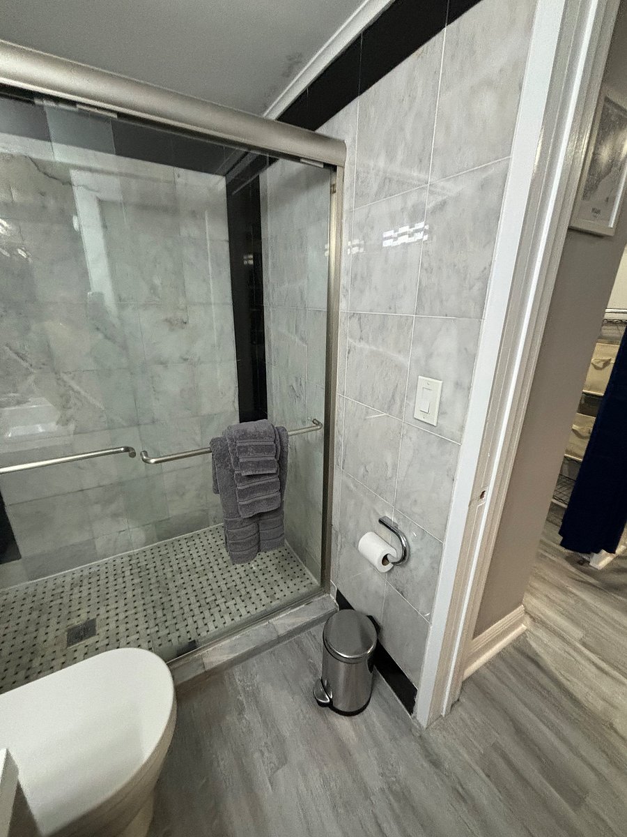 Furnished Finder property 444595_1 photo 17