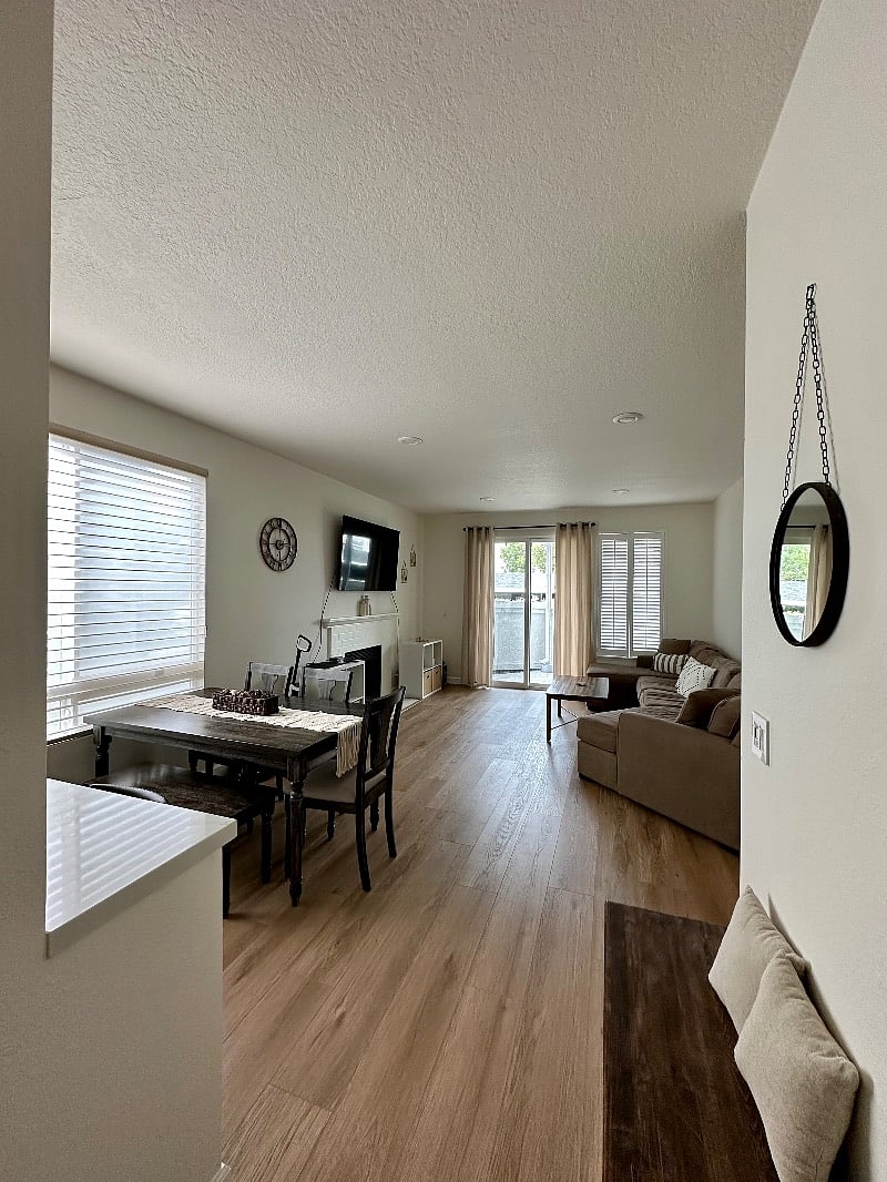 Furnished Finder property 444655_1 photo 4