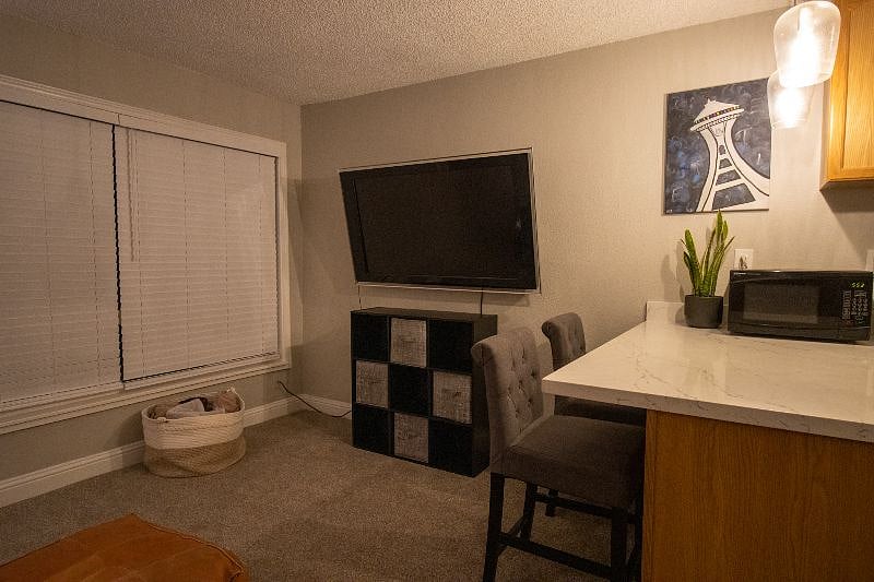 Furnished Finder property 444699_1 photo 24