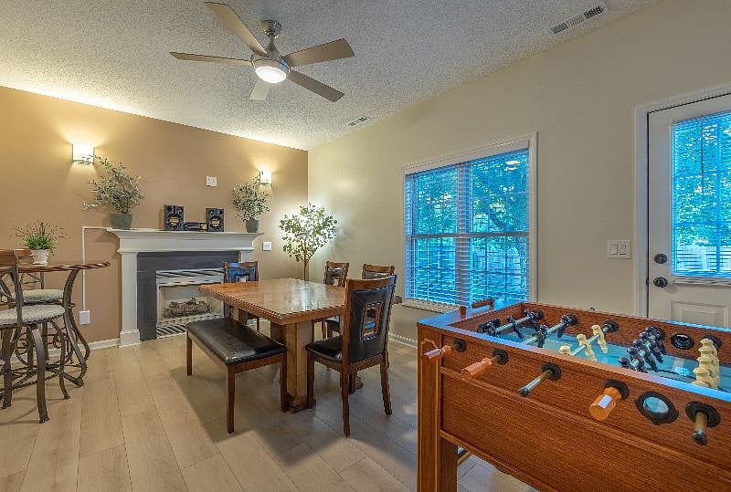 Furnished Finder property 444753_1 photo 4