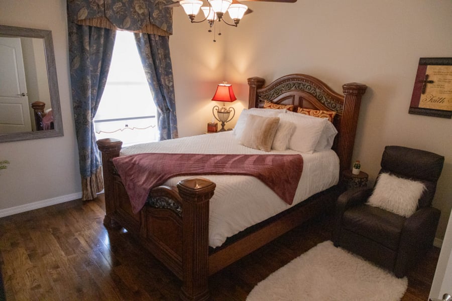 Furnished Finder property 444778_2 photo 11